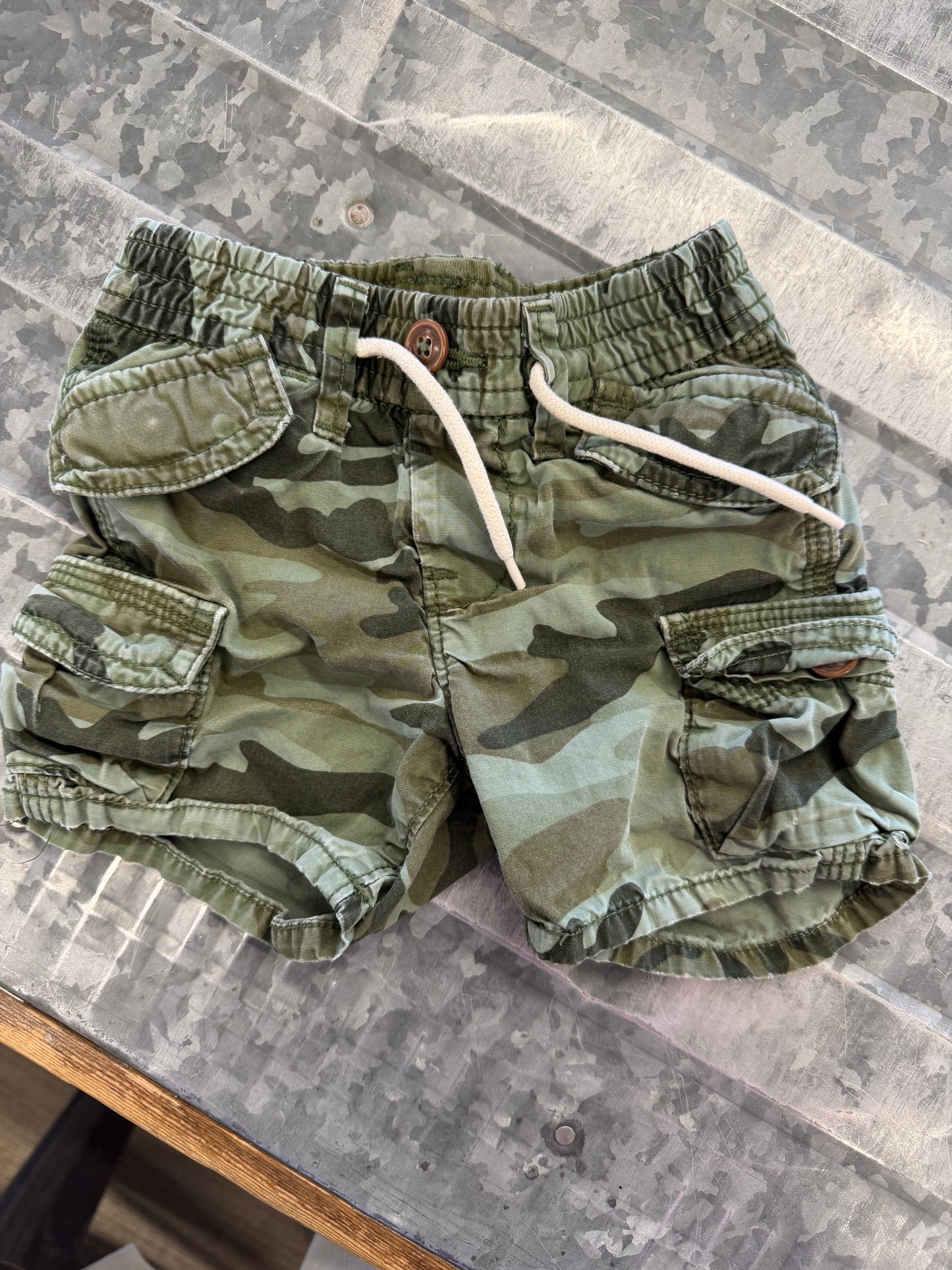 Baby Gap Camo Shorts - 9/12M