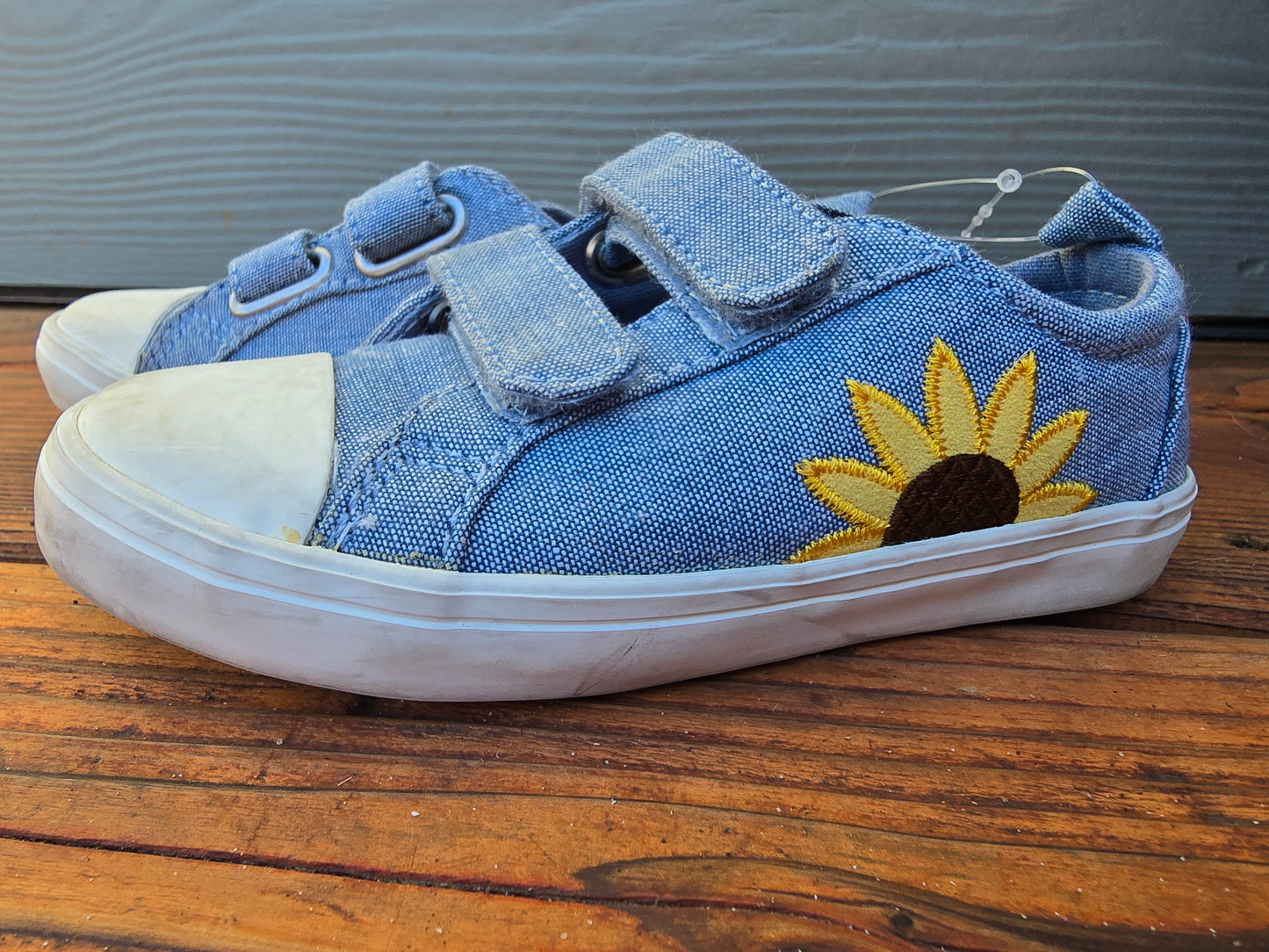 Old Navy Sunflower Shoe-8C