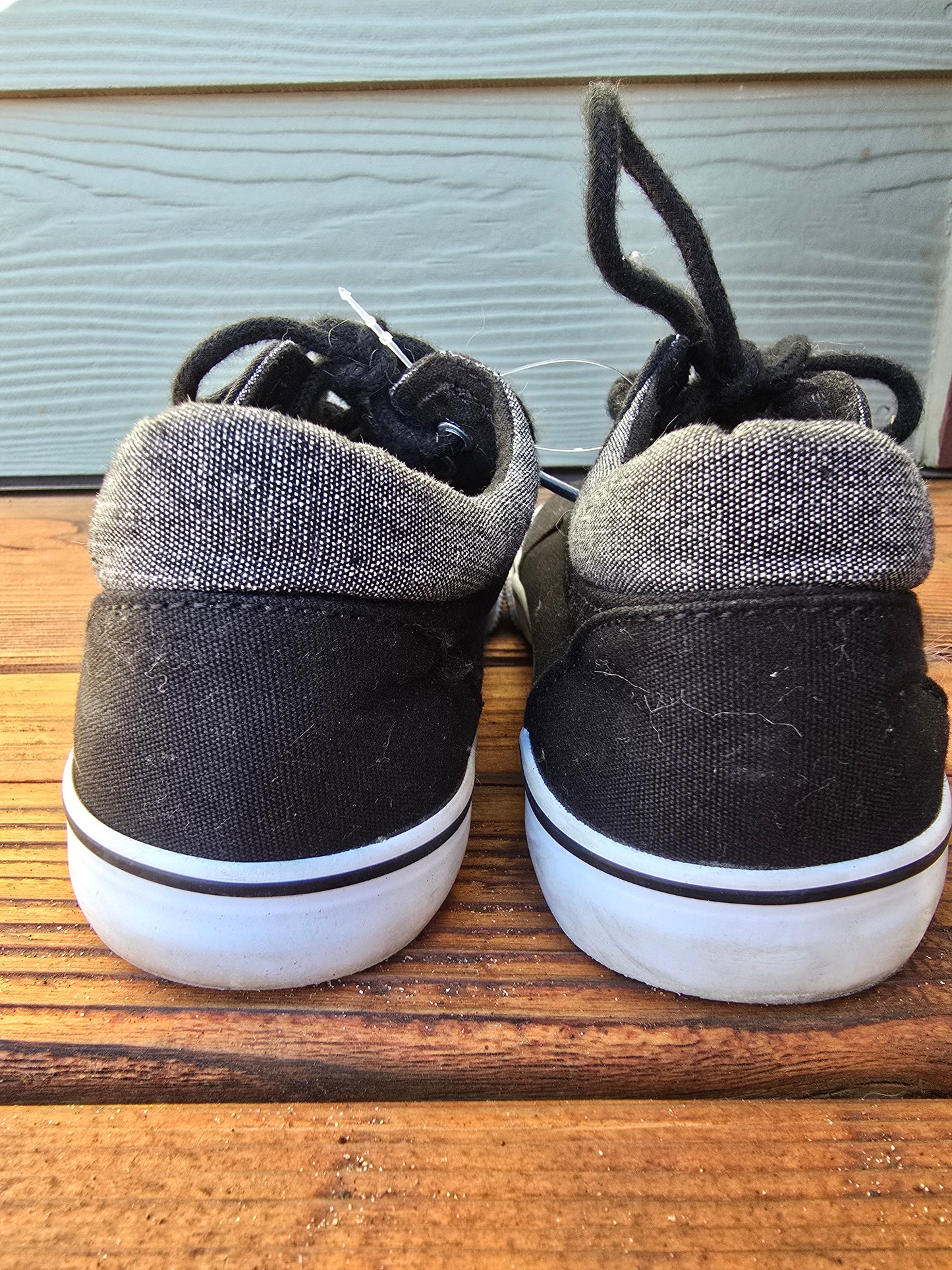 Cat&Jack Black Tennis Shoe-2Y