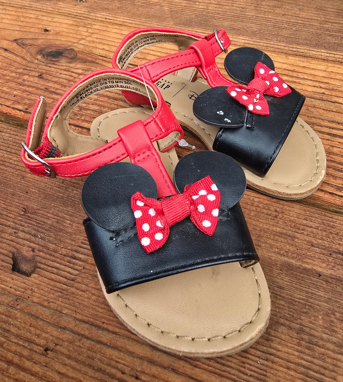 Baby Gap Disney Sandals-5INF