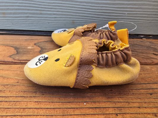 Wonder Nation Lion Moccasins-4INF