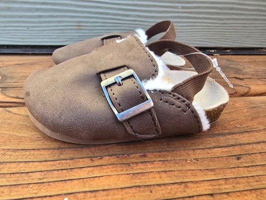 Old Navy Stylish Slipper-3INF