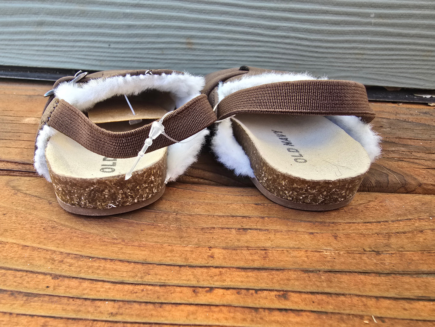 Old Navy Stylish Slipper-3INF