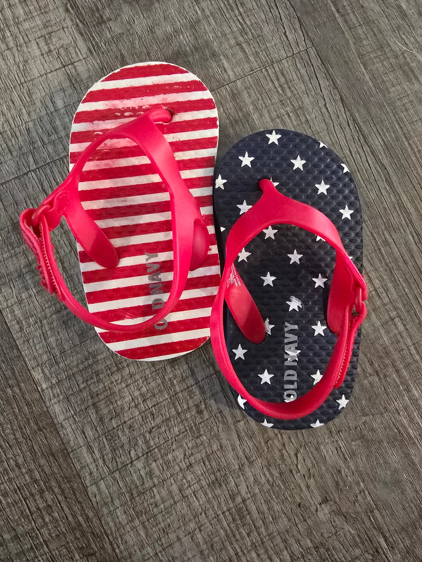 Old Navy Patriotic Flip Flops-4INF