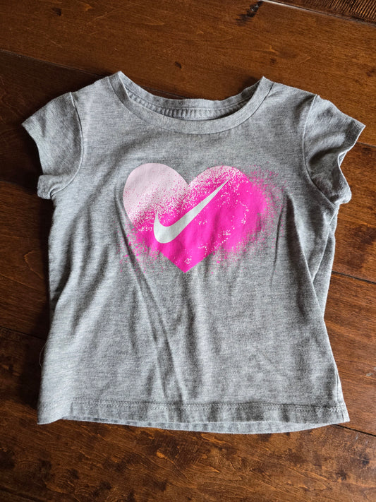 Nike Heart T-shirt-2T