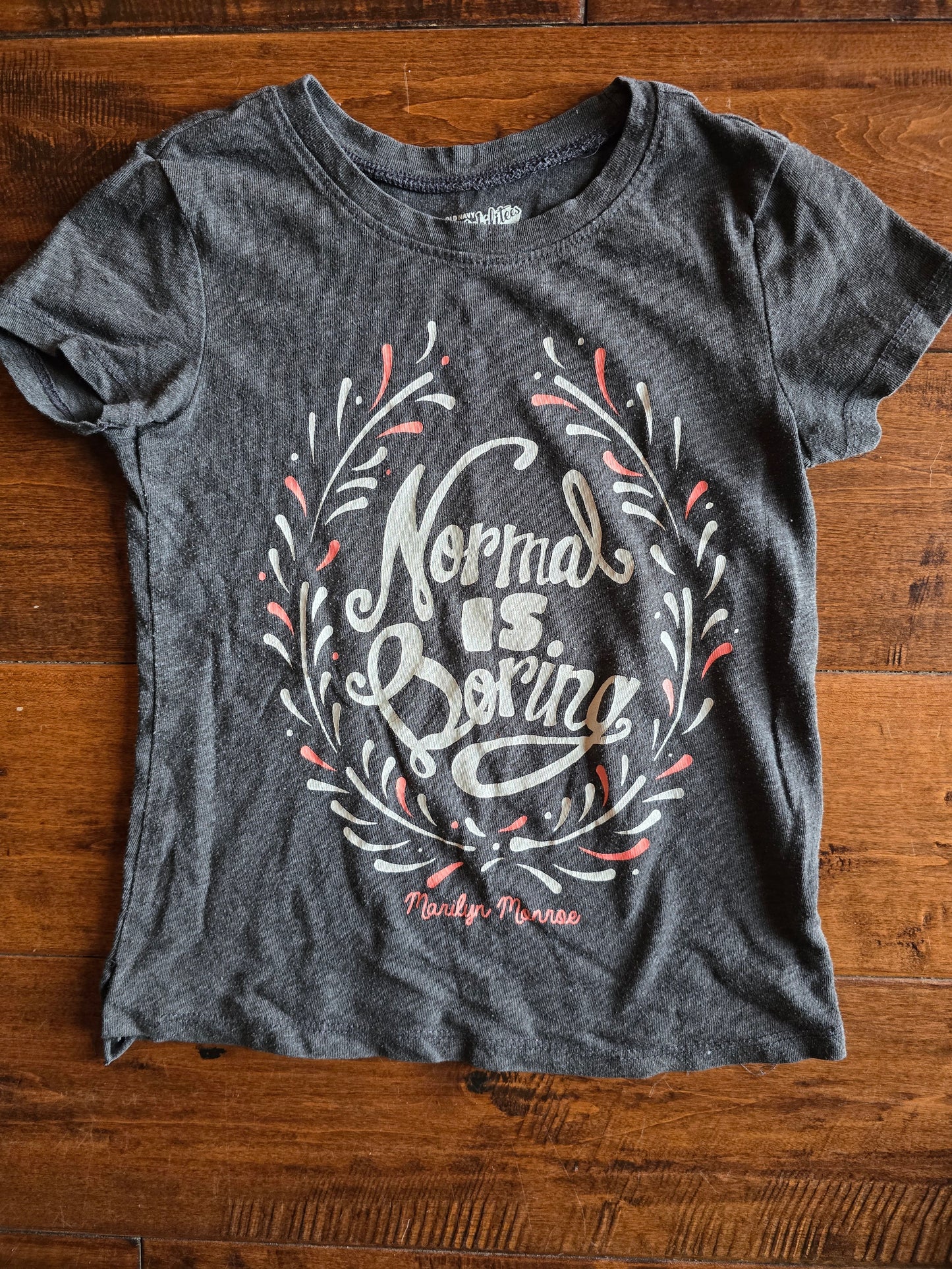 Old Navy Graphic T-shirt-4T