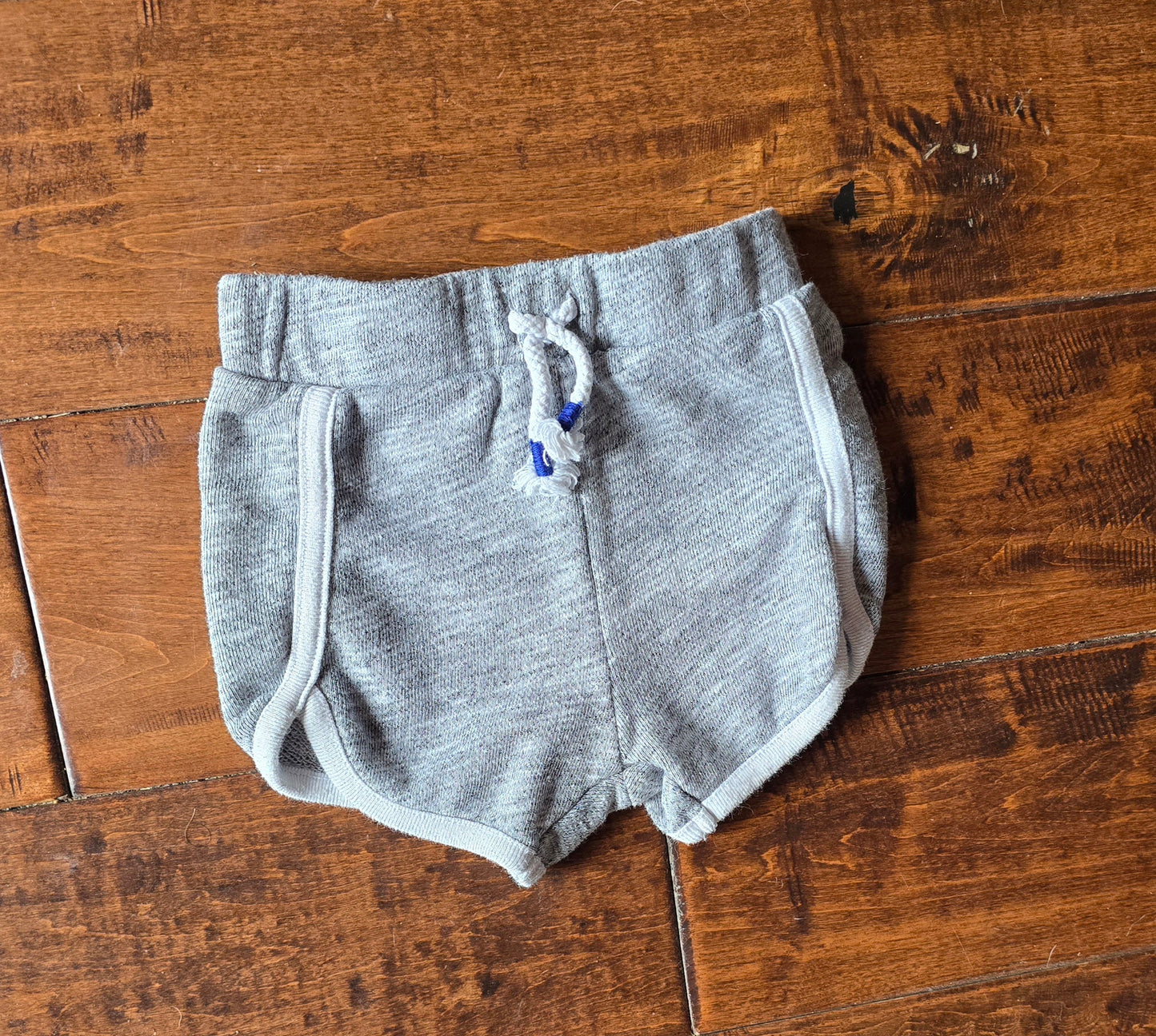Cat&Jack Gray Cotton Pull On Shorts-3/6M