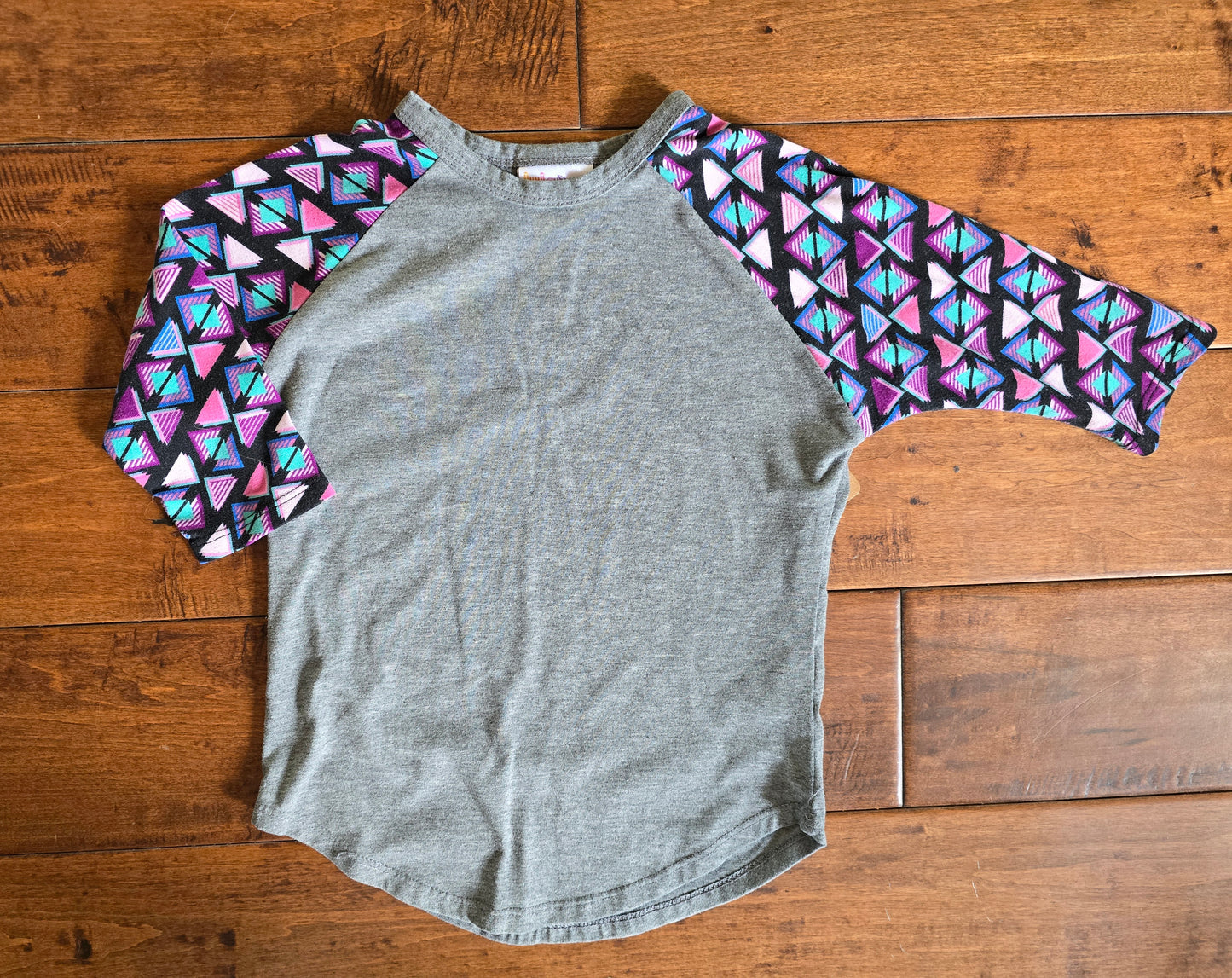 LulaRoe Girls Long Sleeve Shirt-4T