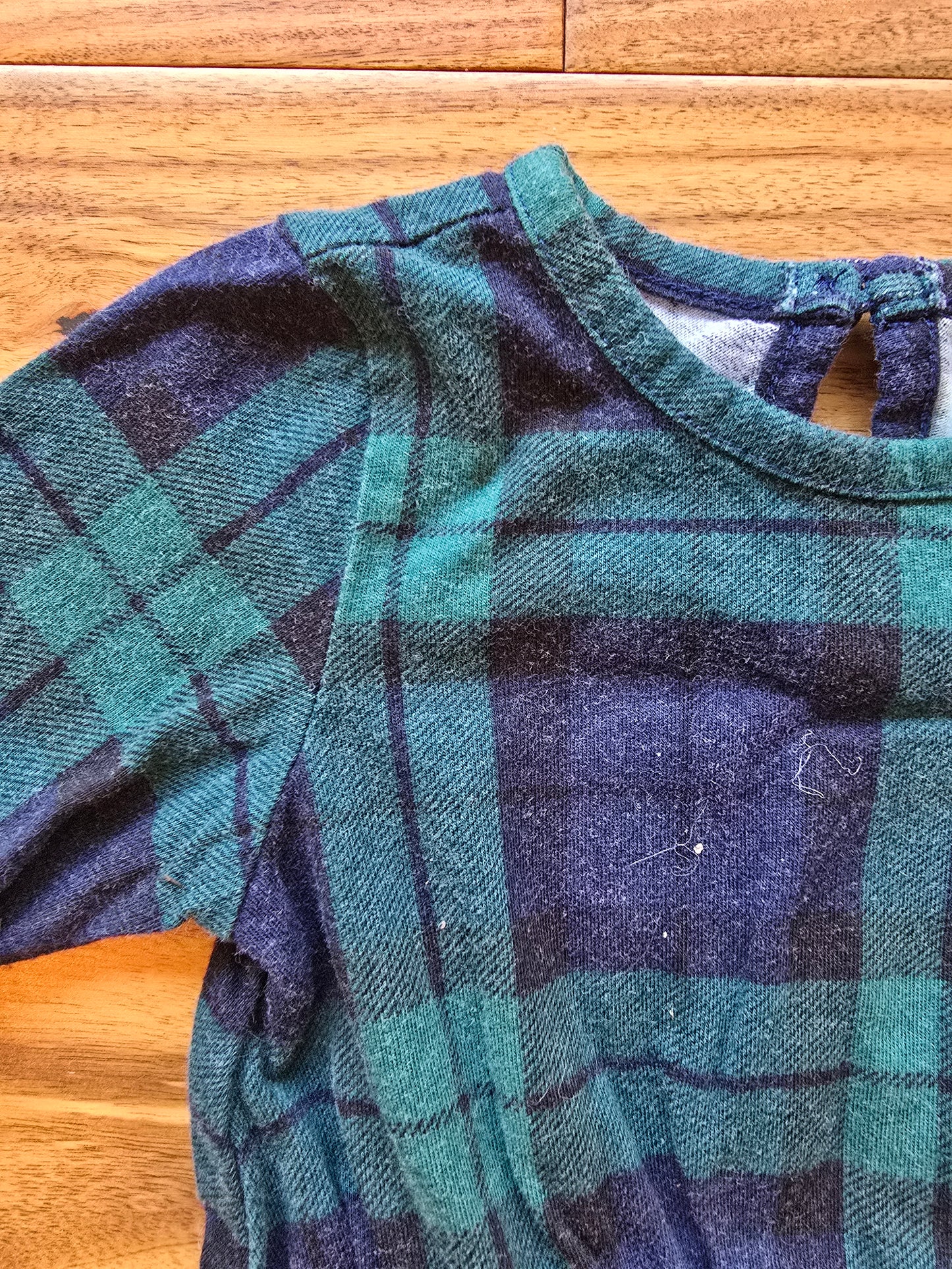 Old Navy Girls Plaid LS Romper-3/6M