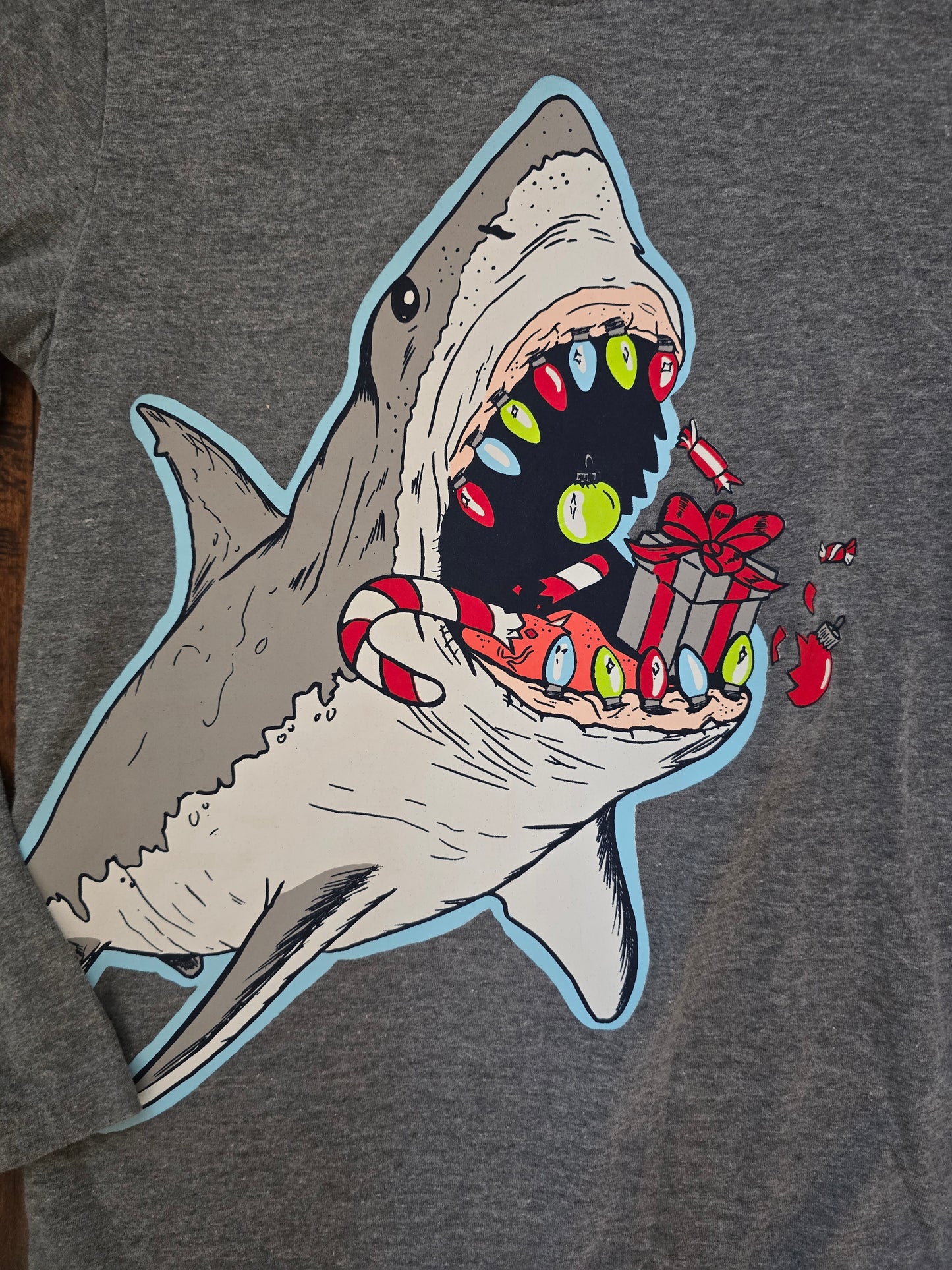 Cat&Jack Boys Long Sleeve Shark Shirt-8/10