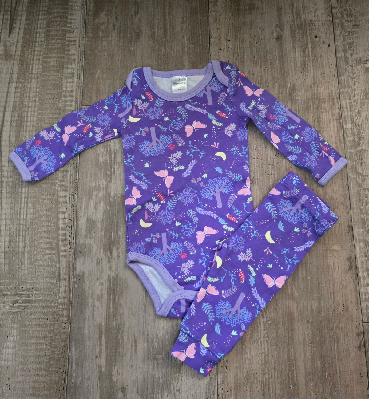 he Peanutshell Girls Onesie Set - 0/3M