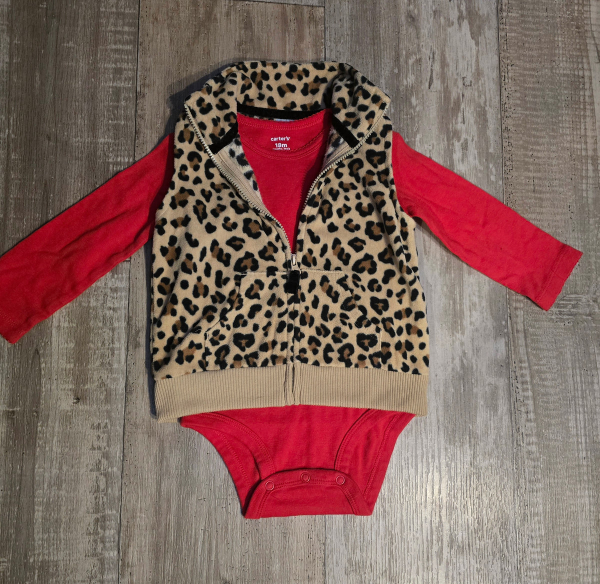 Carter’s Girls Fleece Vest & Bodysuit Set – 18M