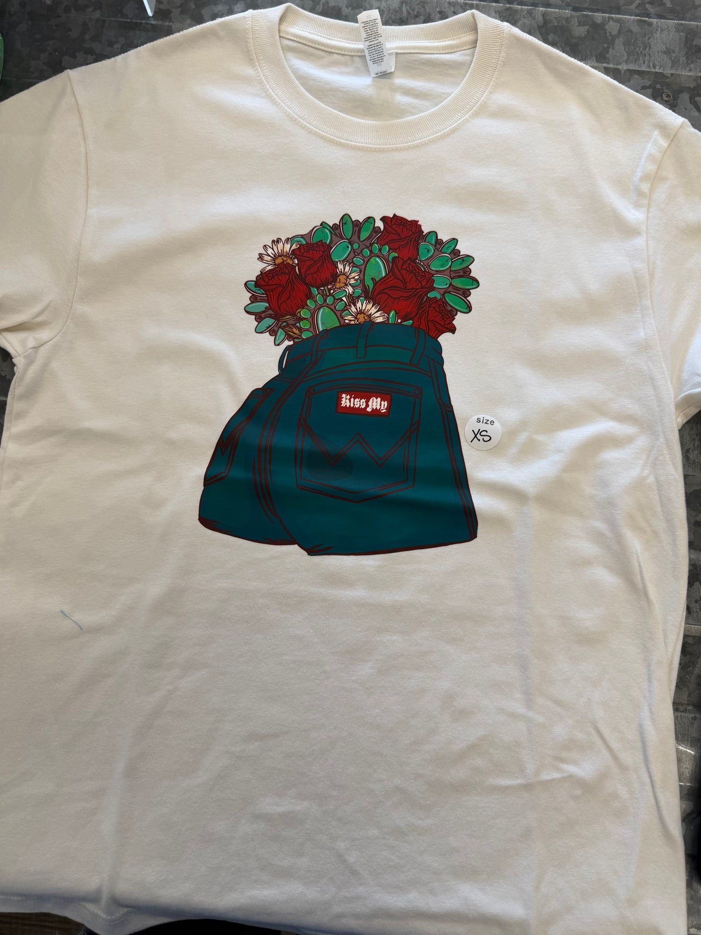 Wrangler Bouquet Tee - Adult
