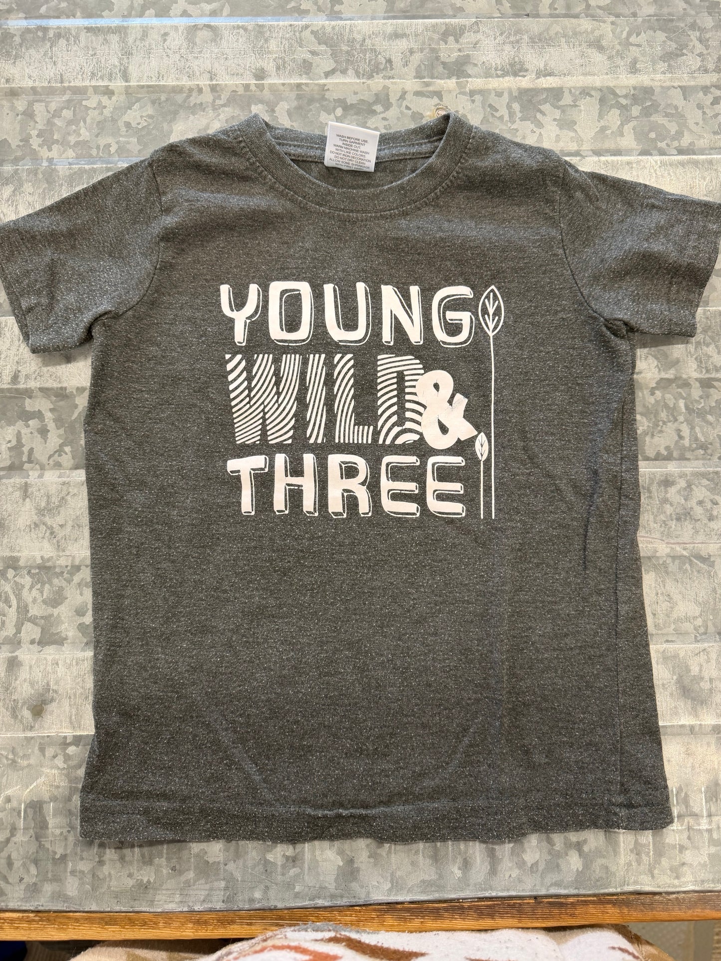 Unordinary Toddler Wild & Three tee - 4Y
