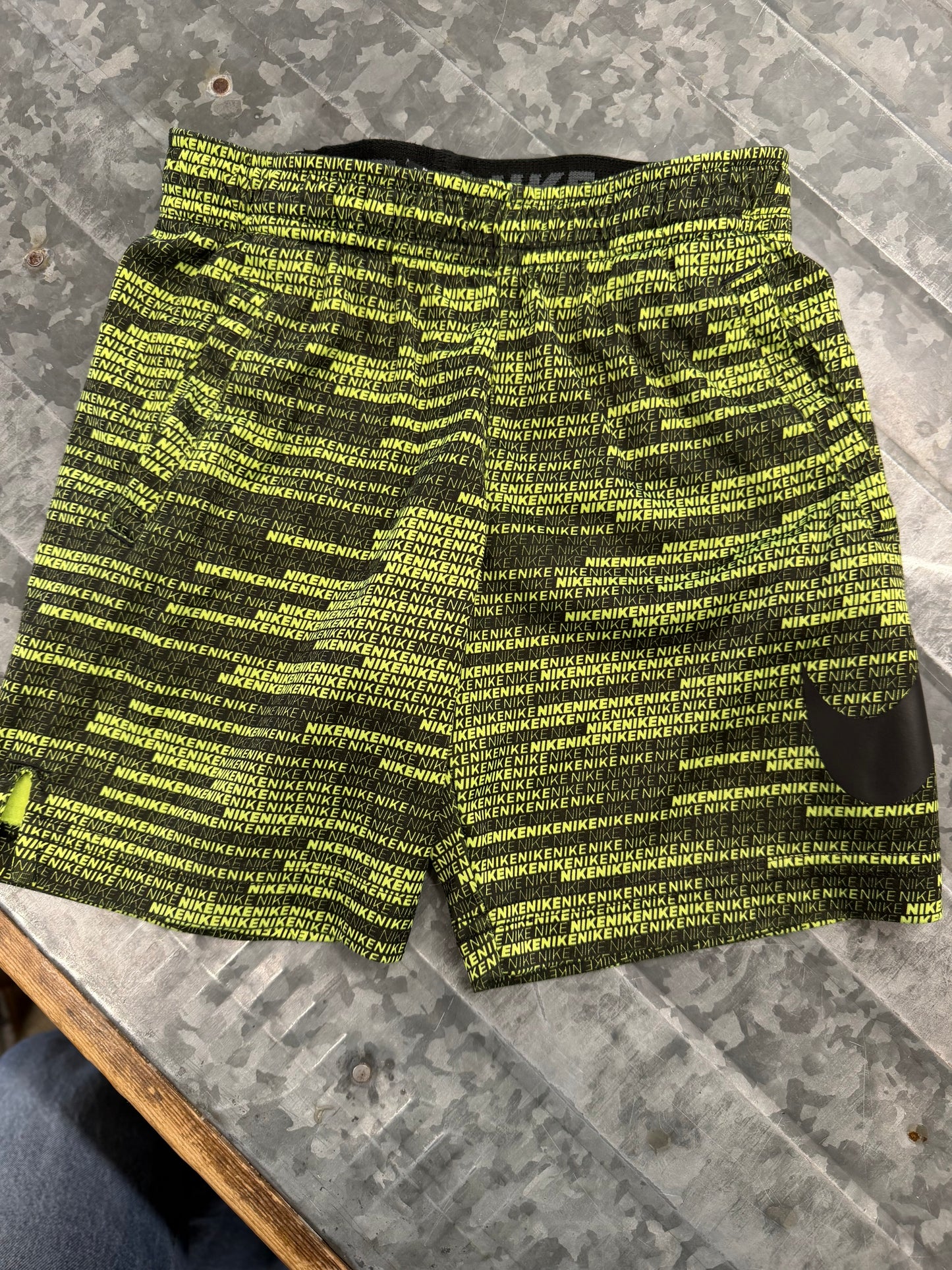 Nike Basketball Shorts - 4