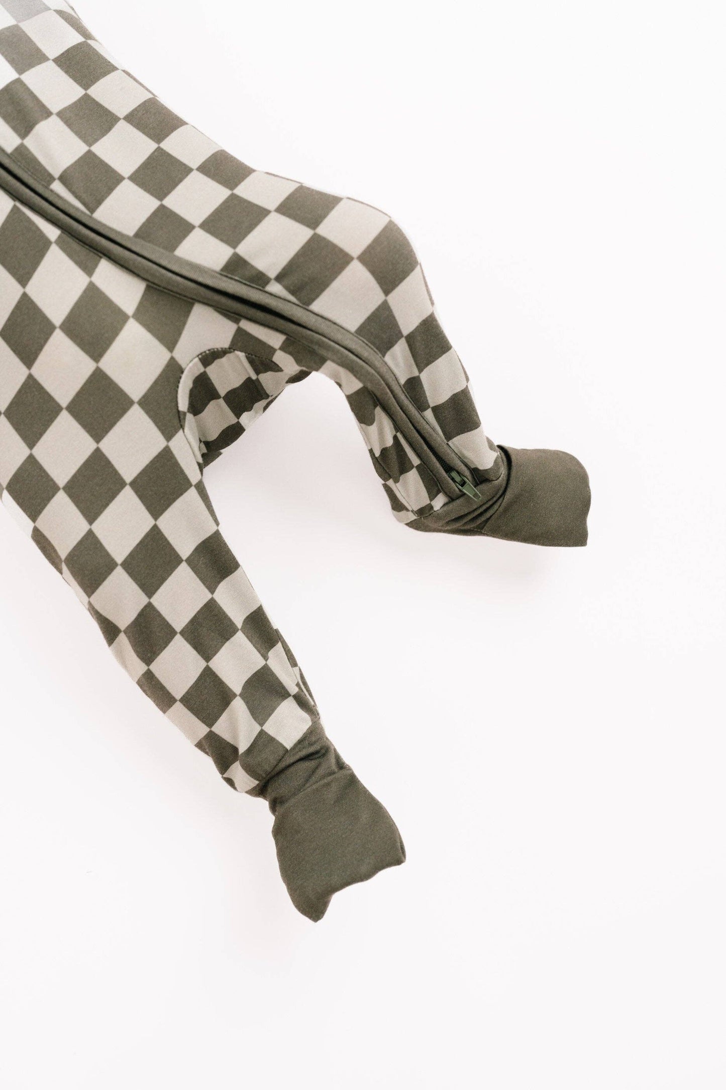 Pine Checkered Bamboo Sleeper