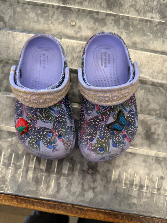 Croc Butterfly Print Shoe - 8C