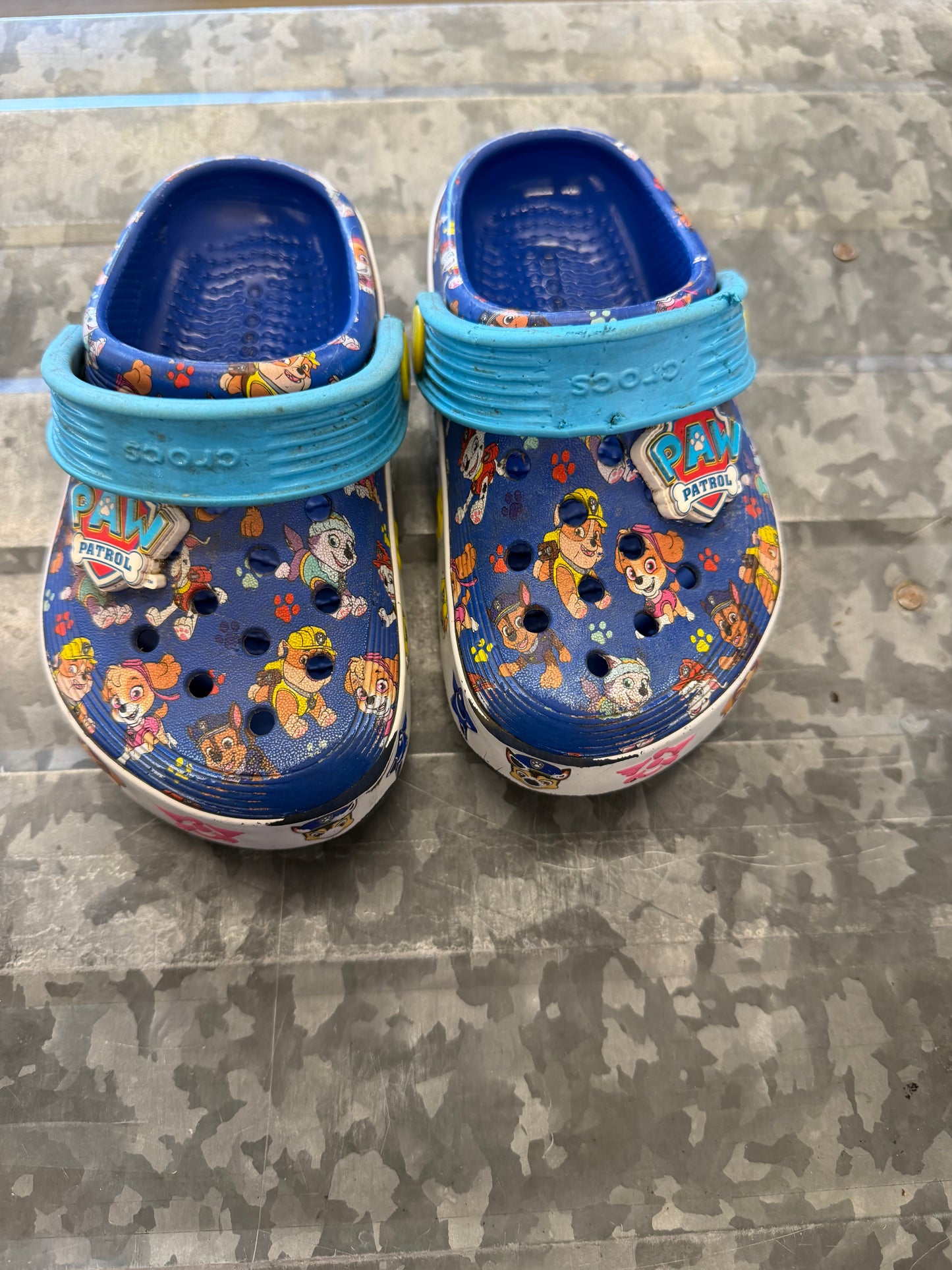 Croc Paw Patrol Print Shoe - 8C