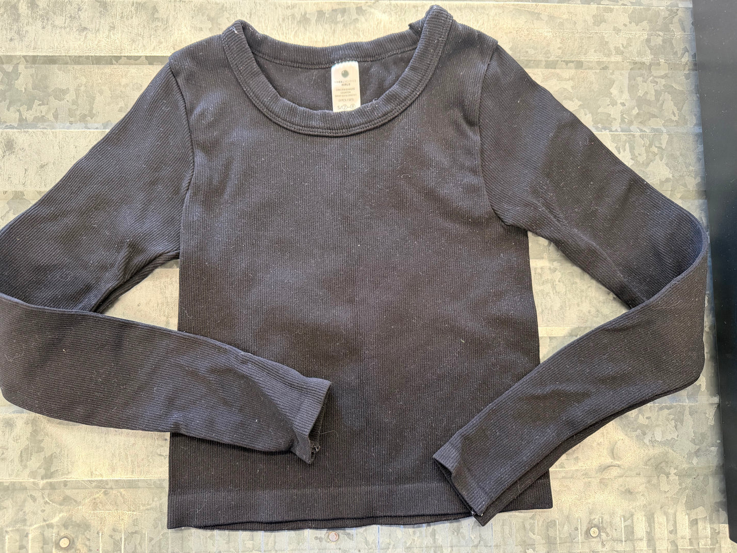 Yogalicious Black LS Crop - 7/8