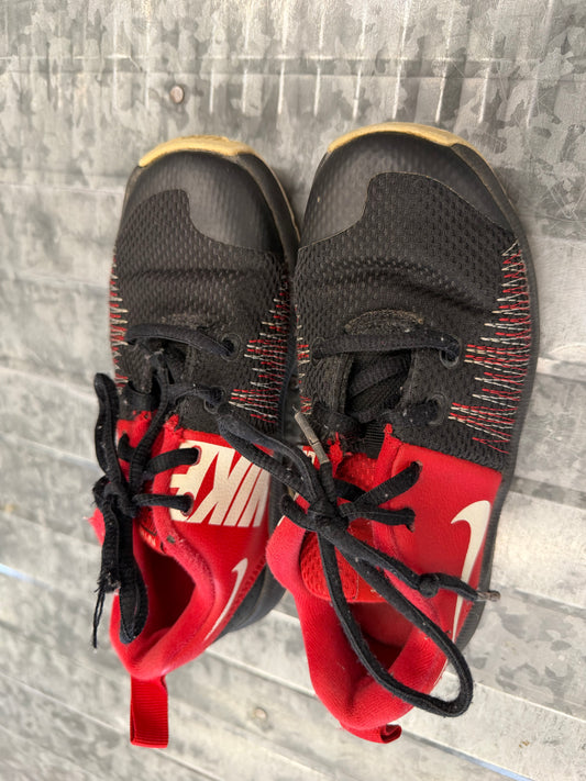 Nike Hustle Quick Tennis Shoe - 13C