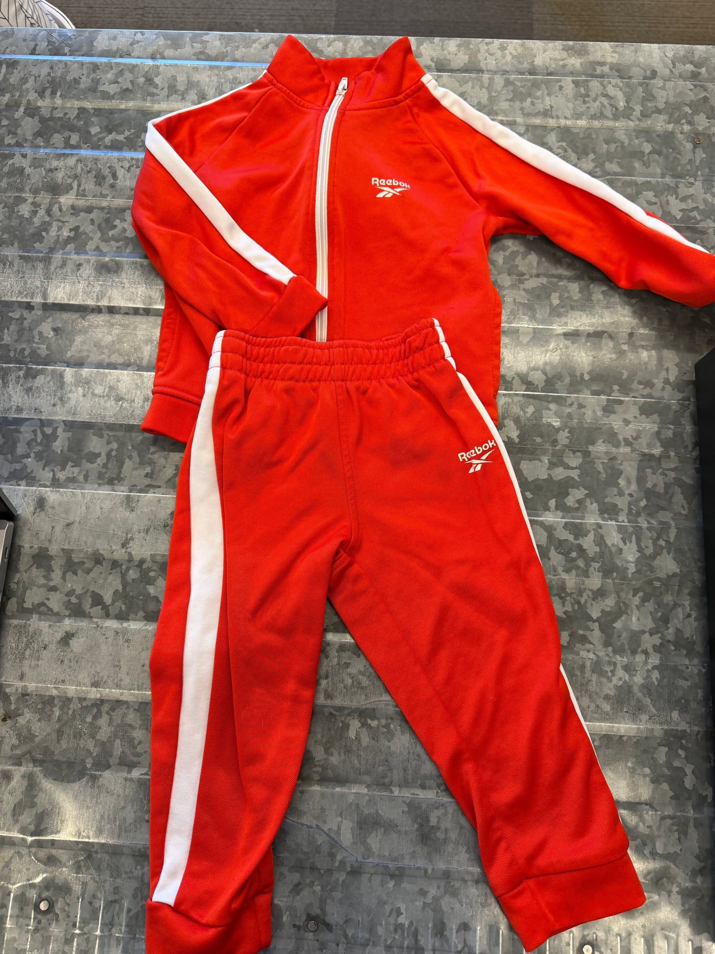 Reebok Red Sweat Set - 18/24M