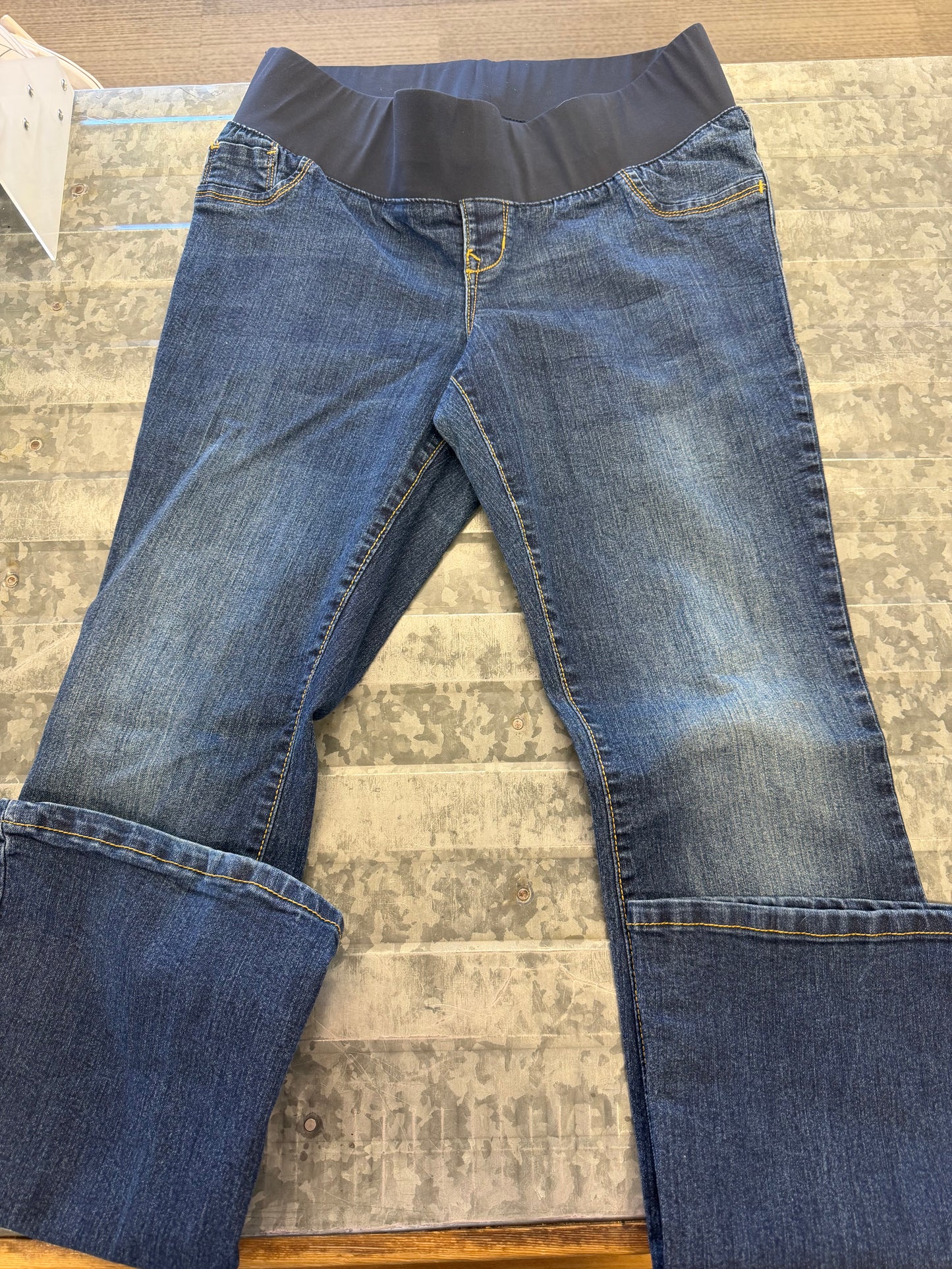 Old Navy Boot Cut Mat Jeans - 8