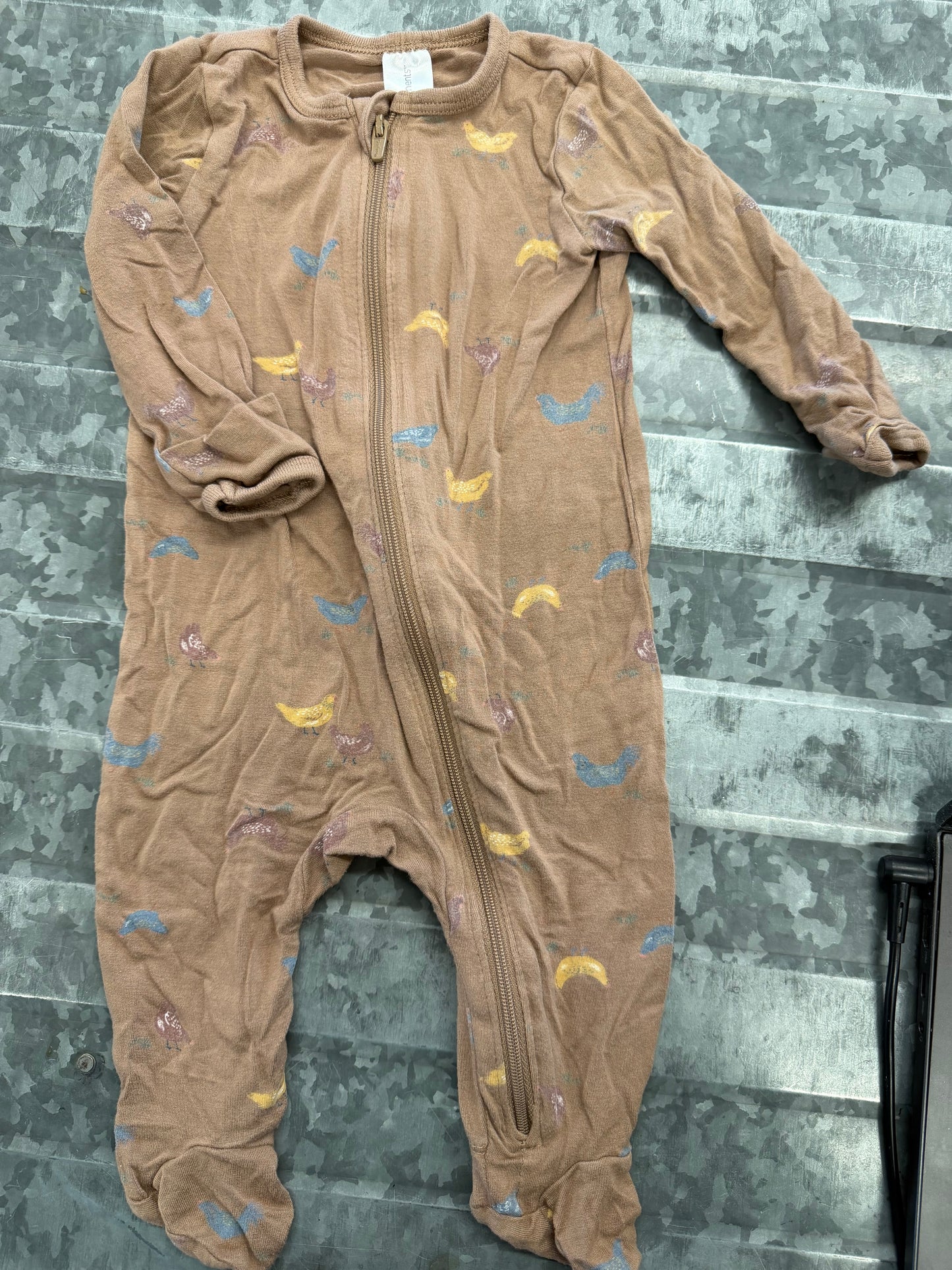 Modern Moment Chicken Sleeper - 0/3M