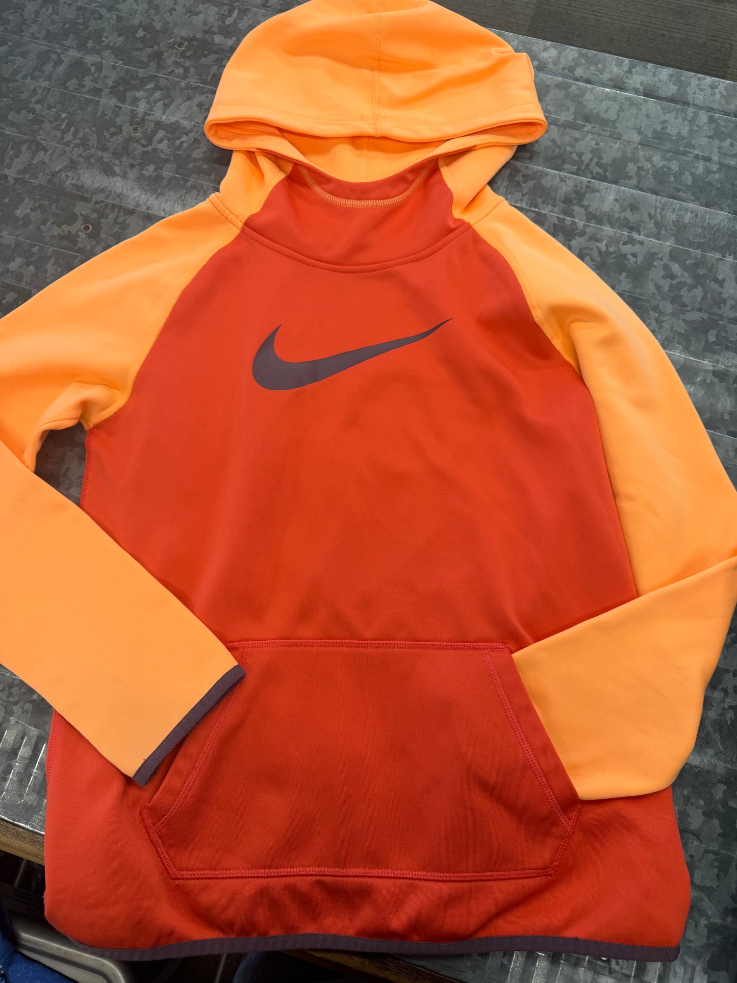 Nike Dri-Fit Hoodie - YXL
