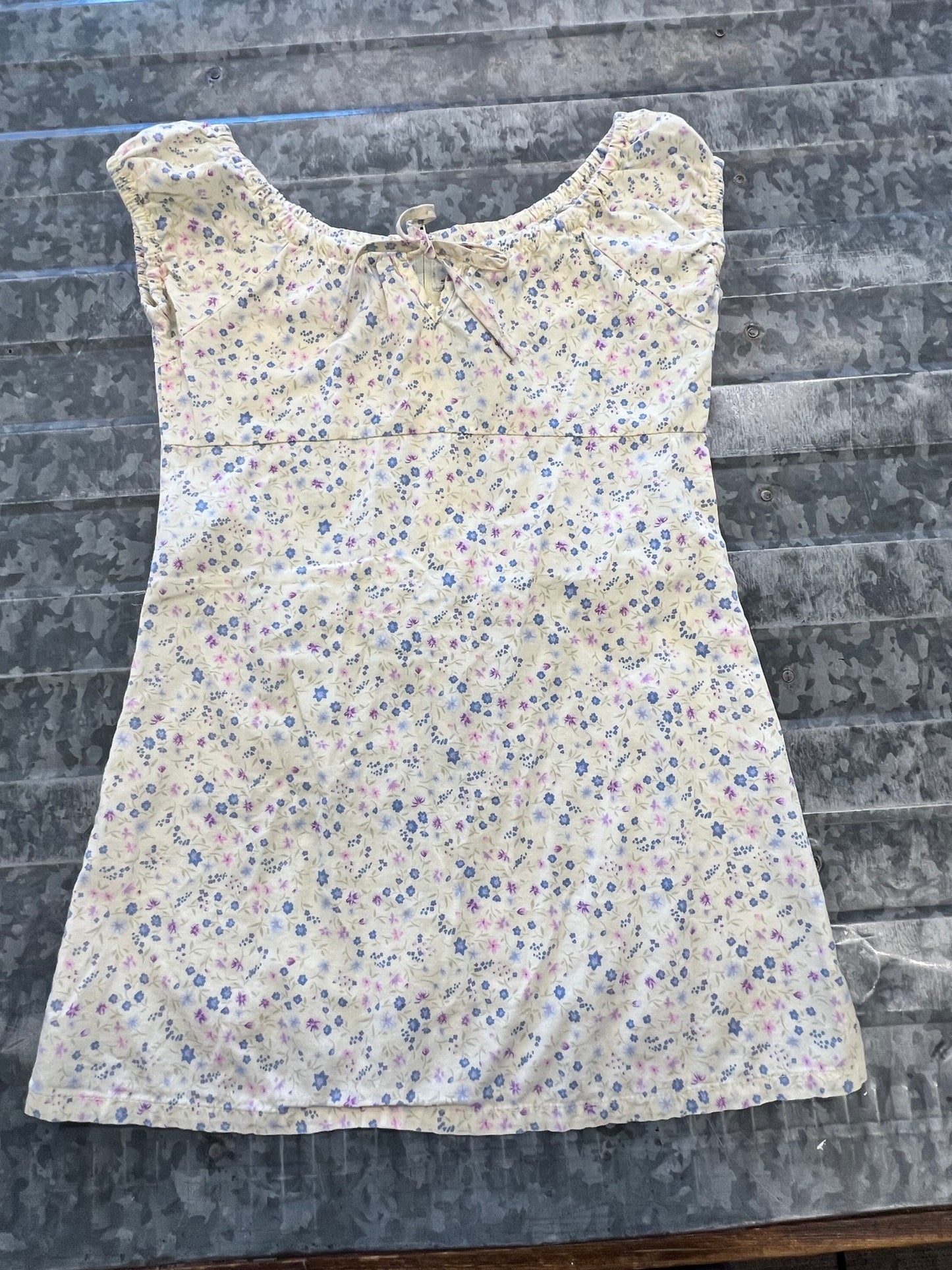 xhilaration Floral Cap Sleeve Dress 4/5