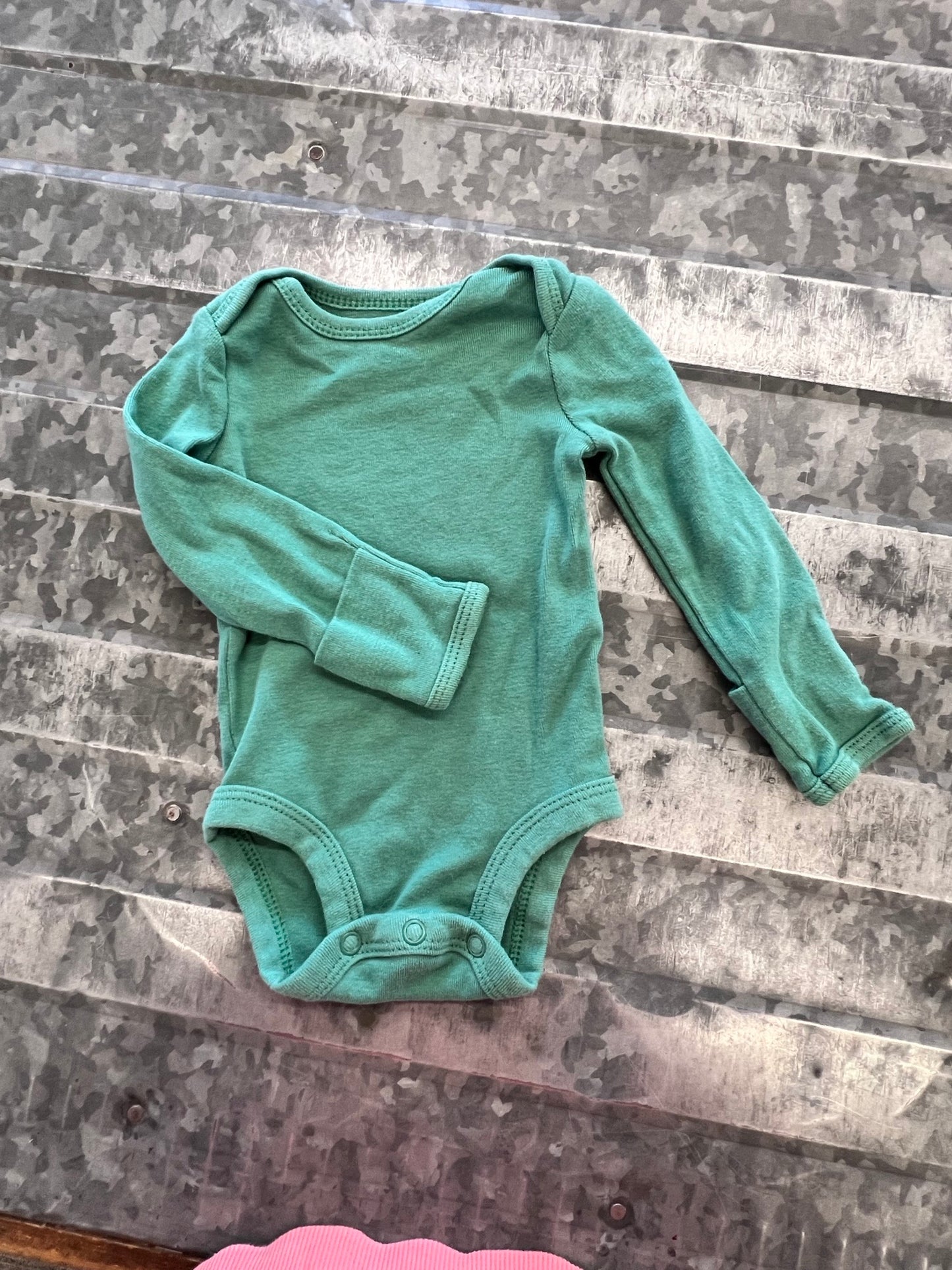 Carter LS Onesie - NB