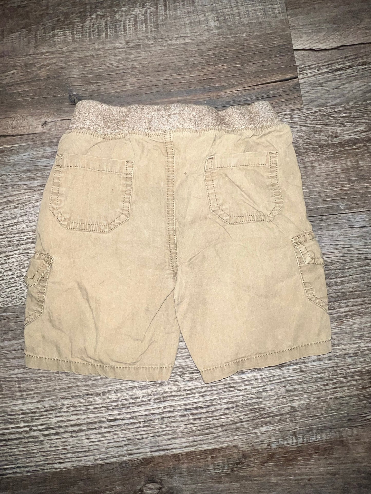 Free Planet Shorts - 4T