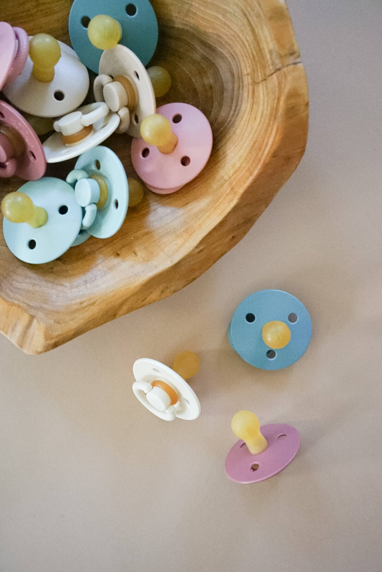 Itzy Soother - Natural Rubber Paci Sets